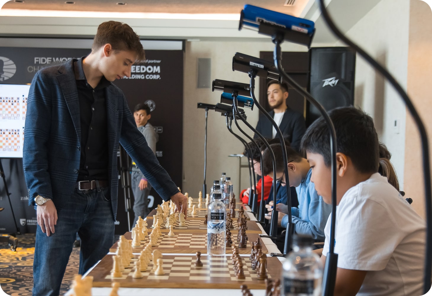 International Chess Federation on X: Daniil Dubov is the first finalist of  #HeritageChess after beating Ding Liren in both mini-matches of the  semifinal. He will have two free days before the final